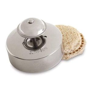 The Pampered Chef cut n seal sandwich maker